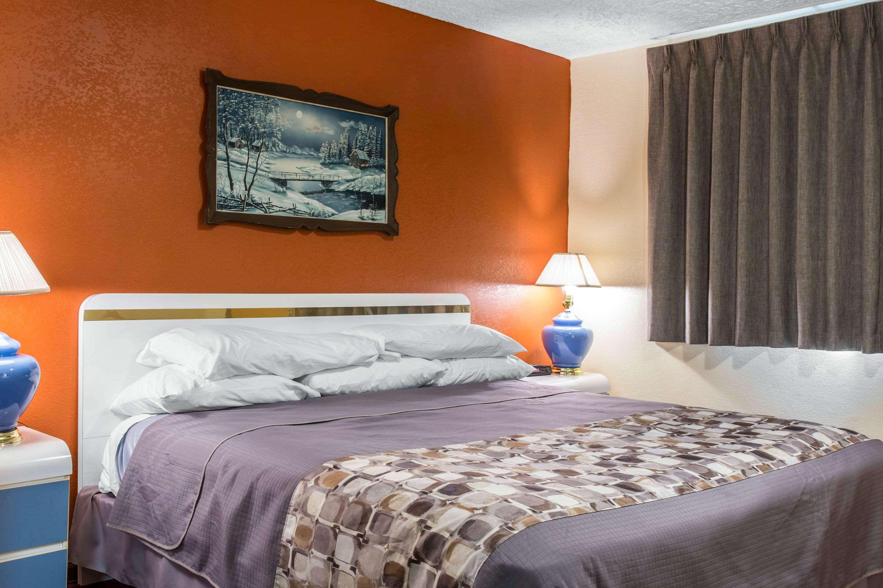 Rodeway Inn & Suites Branford - Guilford Eksteriør bilde